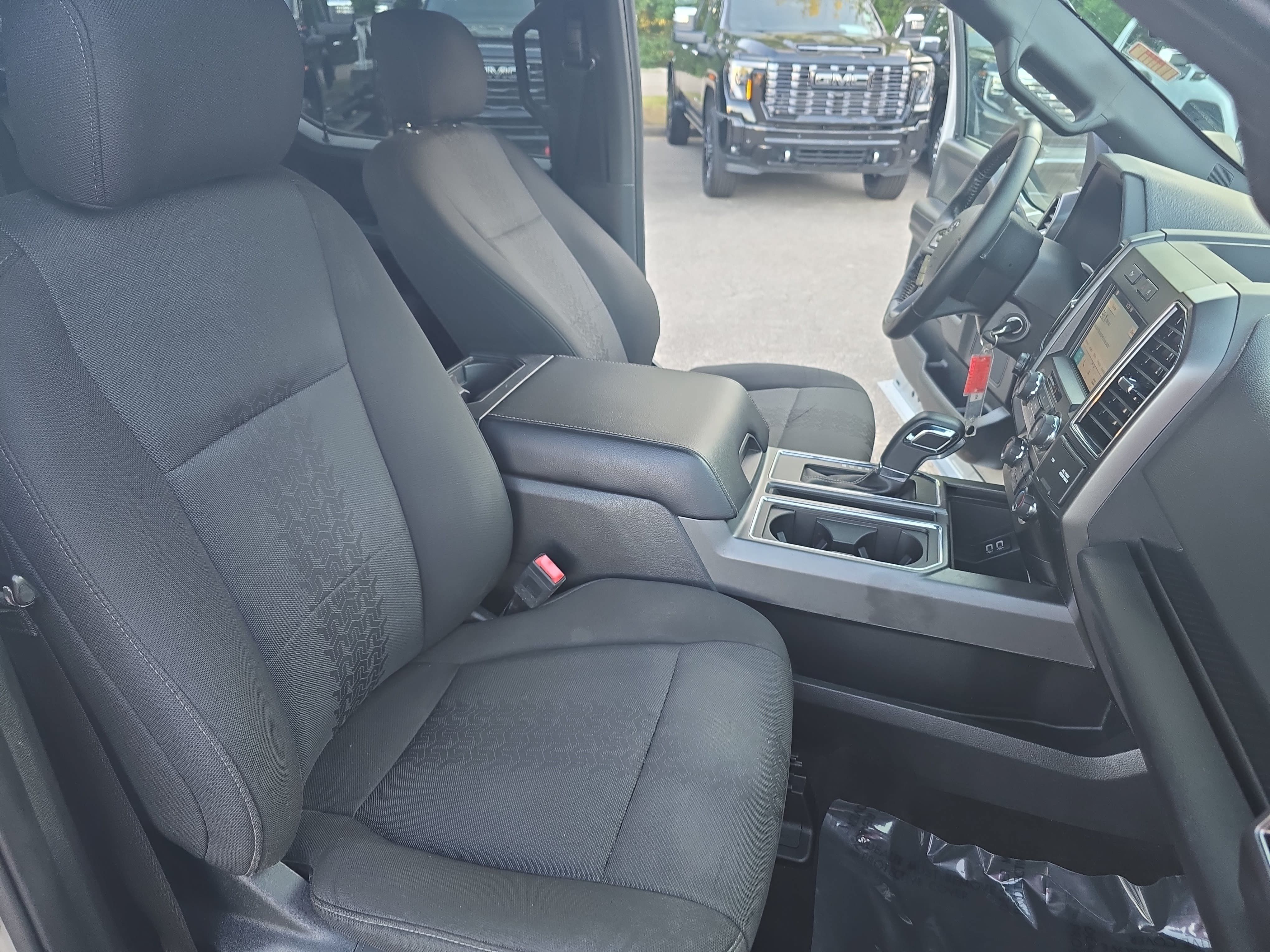 Used 2019 Ford F150 XLT w/ Equipment Group 302A Luxury RWD image 10