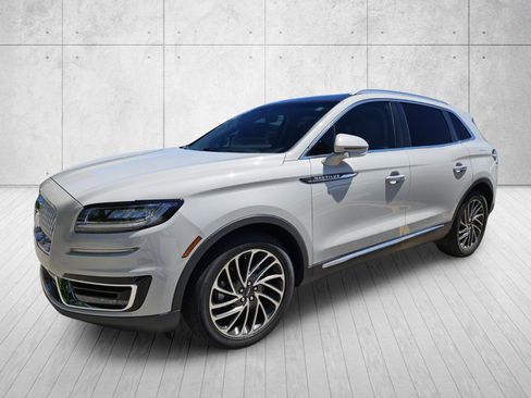 Used 2020 Lincoln Nautilus Reserve FWD image 6
