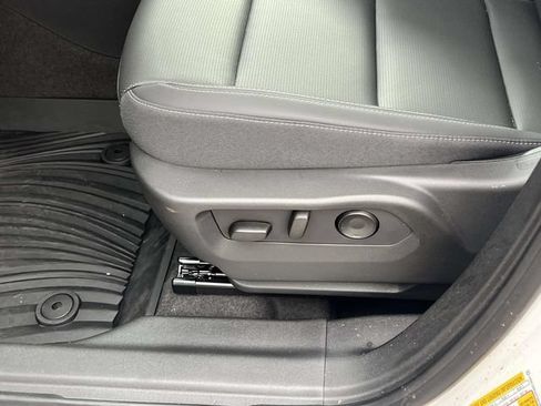 Used 2026 Buick Envision Preferred AWD/4WD image 22