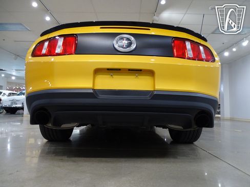 Used 2012 Ford Mustang Boss 302 w/ Boss 302 Accessory Pkg image 13