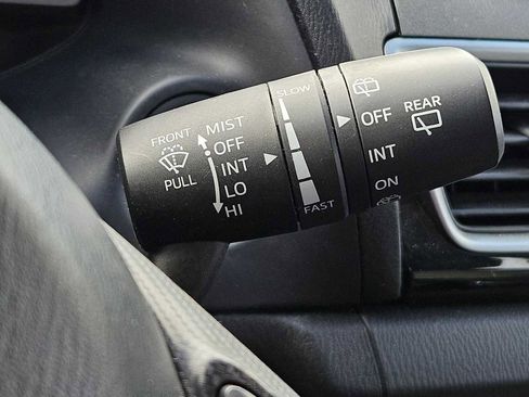 Used 2014 MAZDA MAZDA3 i Sport image 19