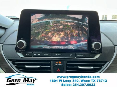 Used 2025 Nissan Altima 2.5 SV FWD image 28