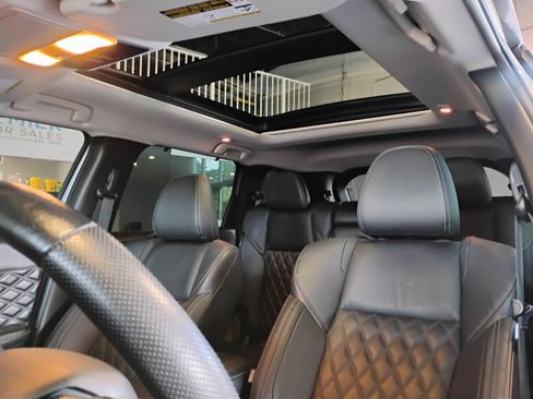 Used 2023 Mitsubishi Outlander SEL image 39