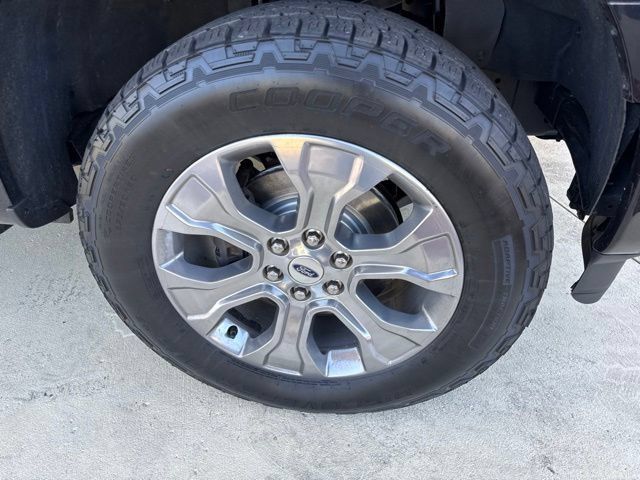Used 2021 Ford F150 Platinum AWD/4WD image 40