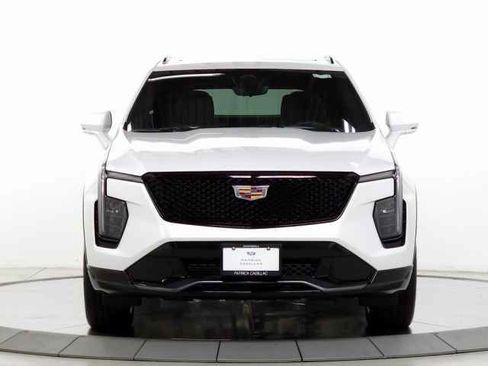 Used 2024 Cadillac XT4 Sport image 5