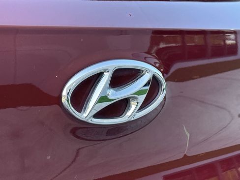 Used 2019 Hyundai Tucson SE FWD image 16