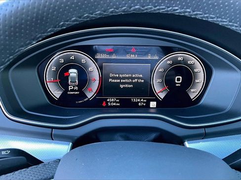 Certified 2025 Audi Q5 Prestige w/ Prestige Package image 25