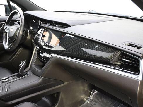 Used 2021 Cadillac XT6 Premium Luxury AWD/4WD image 15