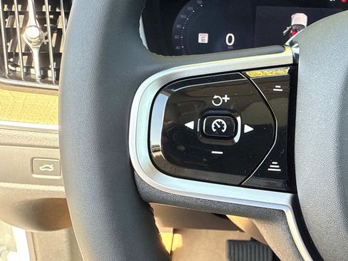 New 2026 Volvo XC60 B5 Plus w/ Climate Package image 28