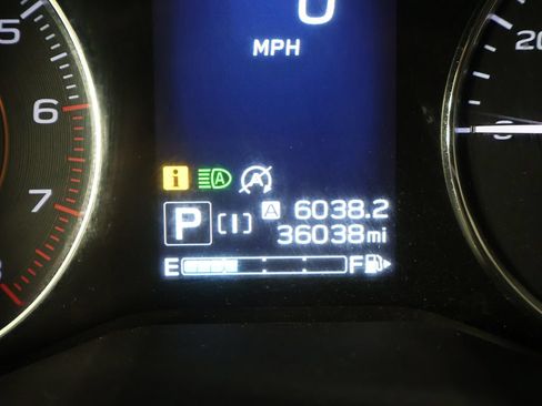 Used 2023 Subaru Crosstrek 2.5i Limited AWD/4WD image 40
