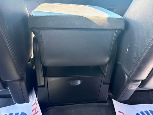 Used 2010 GMC Sierra 2500 SLE w/ SLE Preferred Package AWD/4WD image 31