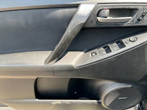 Used 2010 MAZDA MAZDA3 s Sport image 11