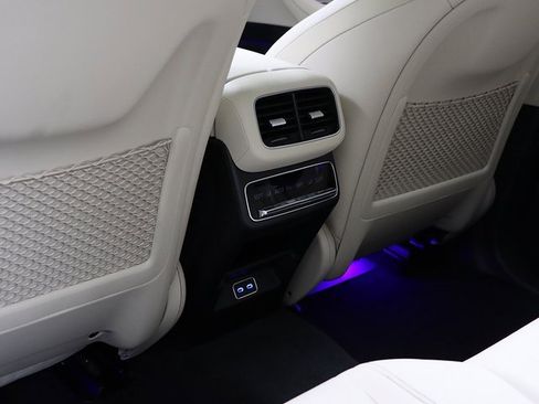 New 2026 Mercedes-Benz GLE 450 4MATIC image 14