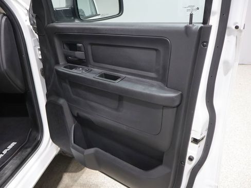 Used 2019 RAM 1500 Tradesman w/ Tradesman SXT Package image 23