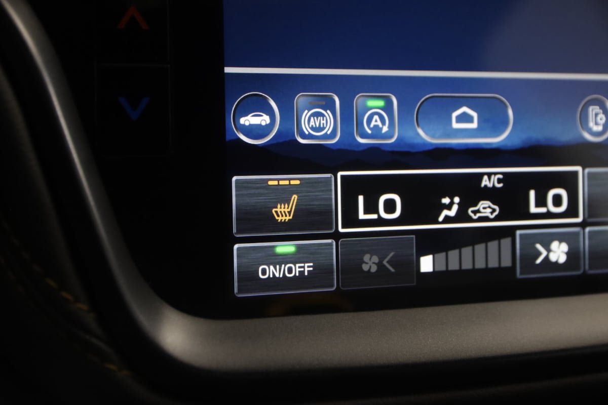 Used 2025 Subaru Outback Wilderness AWD/4WD image 8