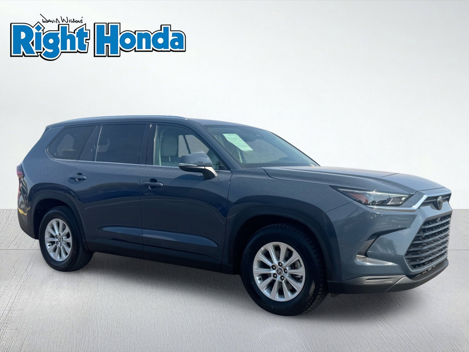 Used 2025 Toyota Grand Highlander AWD image 9