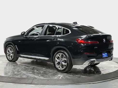 Used 2023 BMW X4 xDrive30i w/ Premium Package image 4