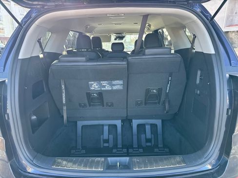 Certified 2023 Kia Carnival LX image 17