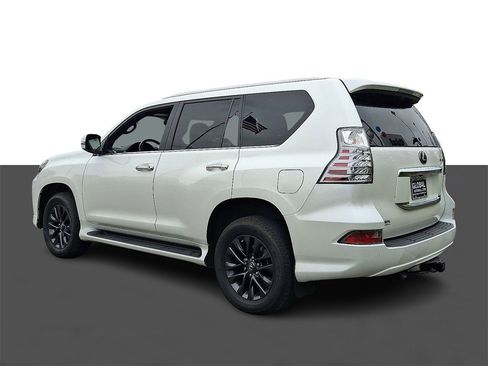 Used 2023 Lexus GX 460 Premium image 5