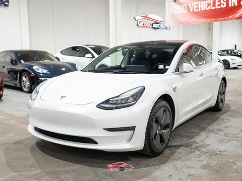Used 2019 Tesla Model 3 Standard Range Plus image 3