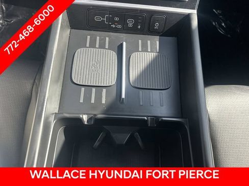 Used 2024 Hyundai Santa Fe Limited AWD/4WD image 21