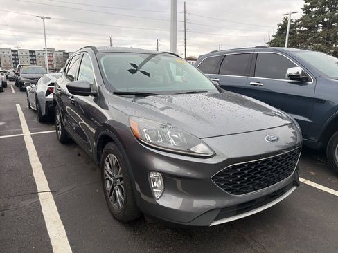 Used 2021 Ford Escape SEL image 4