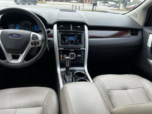 Used 2013 Ford Edge Limited image 16