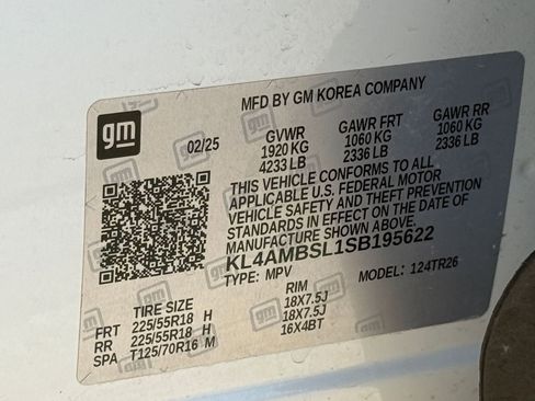Used 2025 Buick Encore GX Preferred FWD image 30
