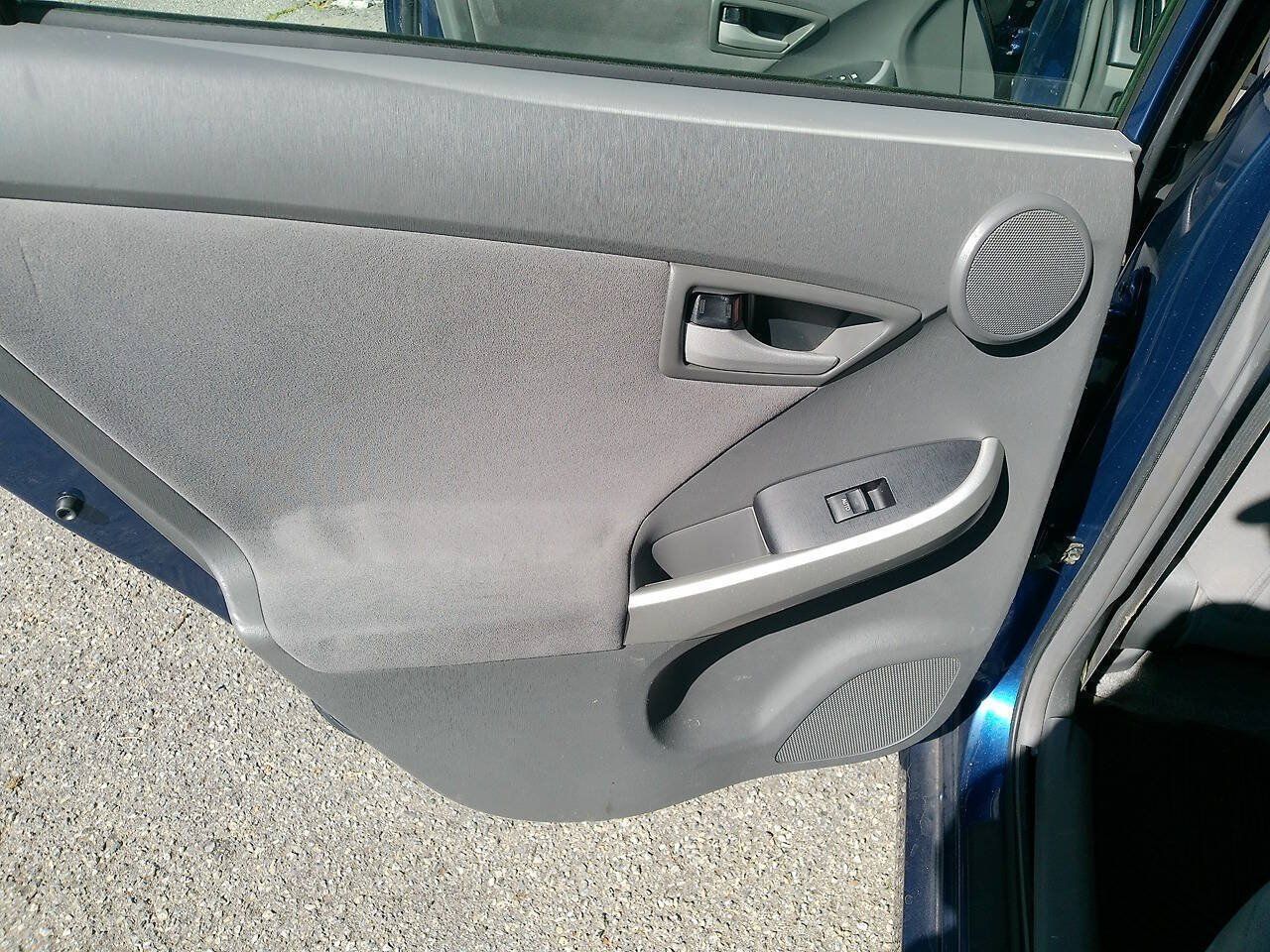 Used 2010 Toyota Prius Three FWD image 13