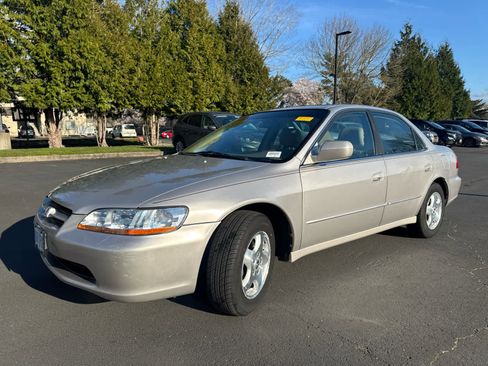 Used 1999 Honda Accord EX image 2