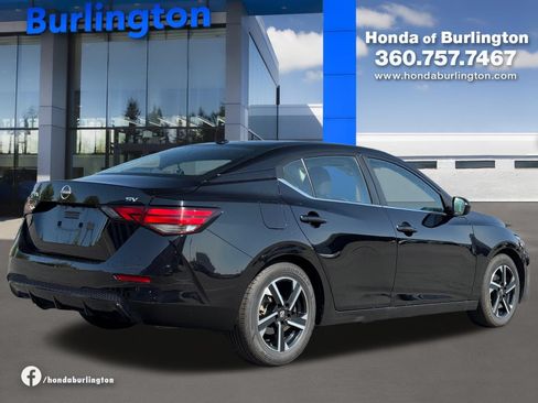 Used 2024 Nissan Sentra SV FWD image 6