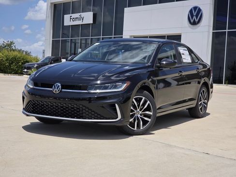 New 2026 Volkswagen Jetta SE FWD image 1