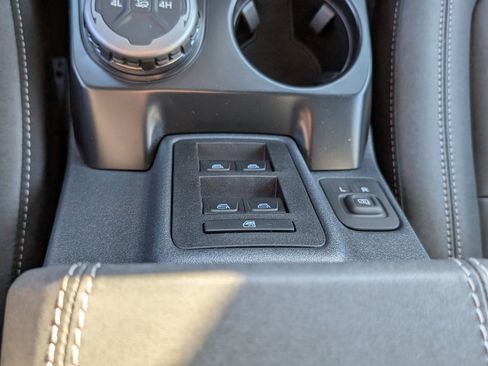 New 2025 Ford Bronco Big Bend image 21