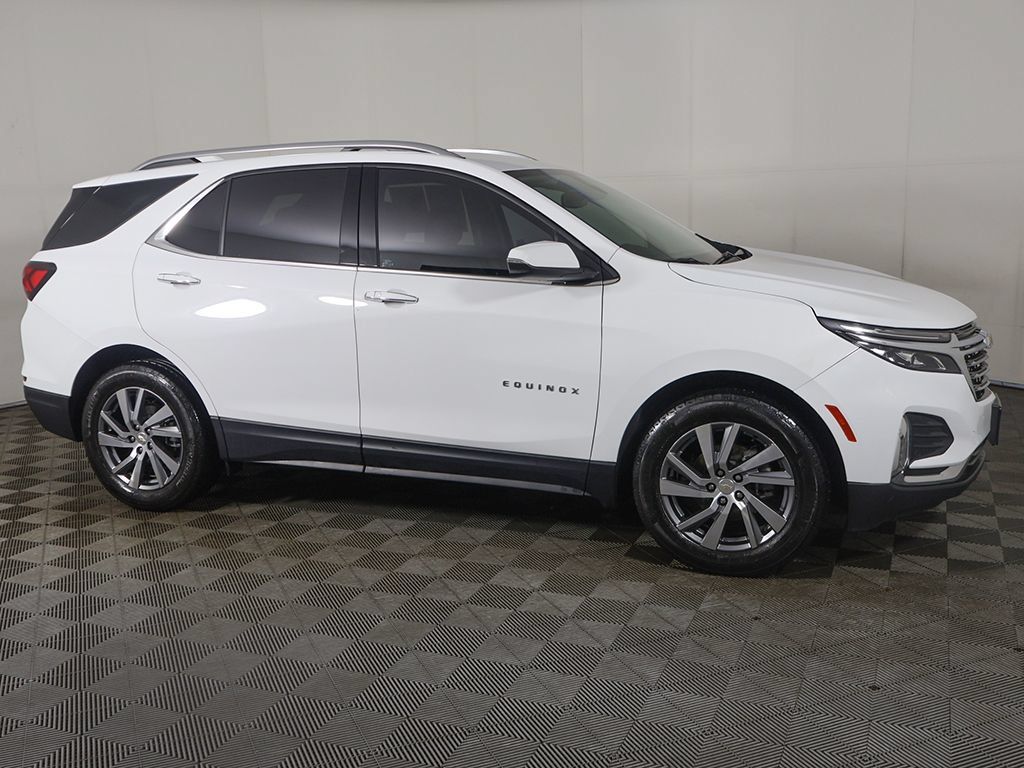 Used 2023 Chevrolet Equinox Premier FWD image 19