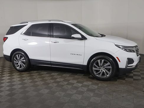 Used 2023 Chevrolet Equinox Premier FWD image 19