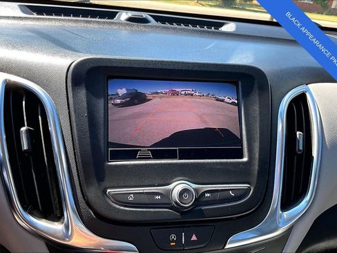 Used 2024 Chevrolet Equinox LS w/ LS Convenience Package FWD image 21