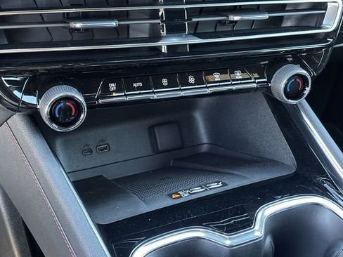 Used 2026 Chevrolet Traverse Z71 w/ Enhanced Driving Package image 25