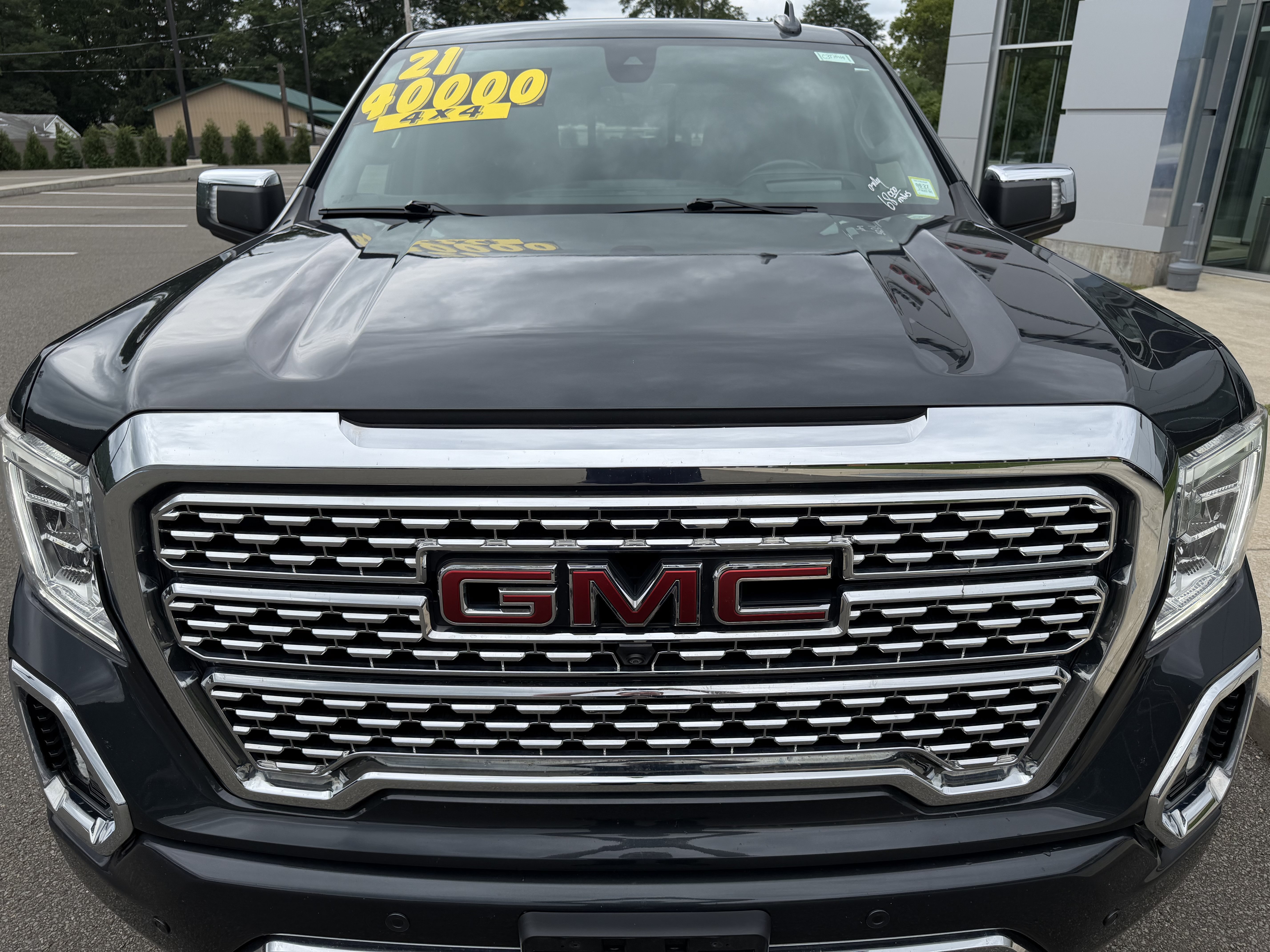 Used 2021 GMC Sierra 1500 Denali w/ Denali Ultimate Package AWD/4WD image 5