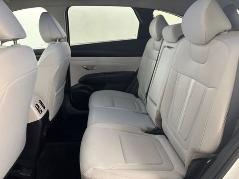 Used 2026 Hyundai Tucson SEL image 12