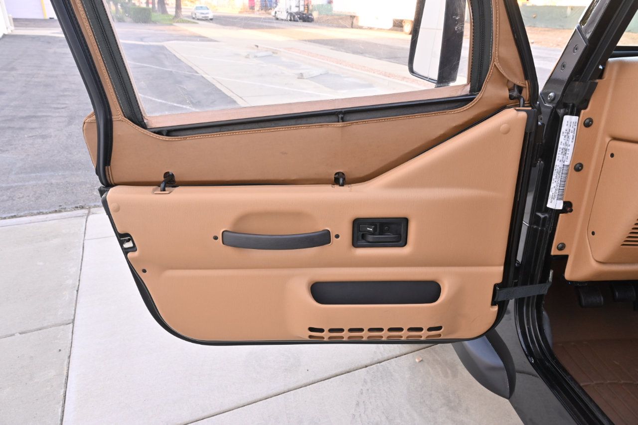 Used 1998 Jeep Wrangler SE AWD/4WD image 28
