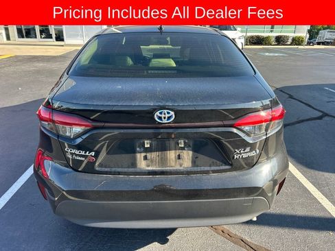 Used 2024 Toyota Corolla XLE FWD image 7