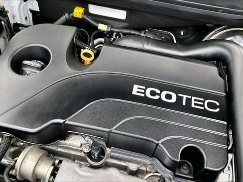 Used 2018 Chevrolet Equinox LT image 27