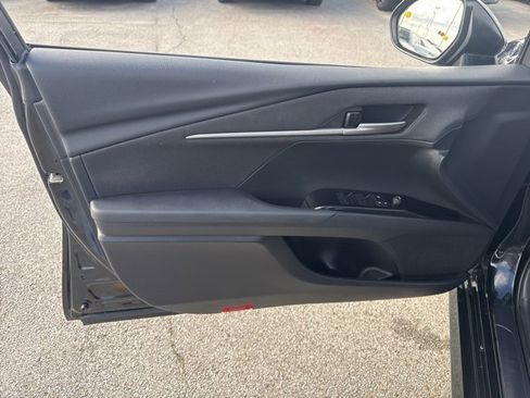 Used 2025 Toyota Camry LE image 19