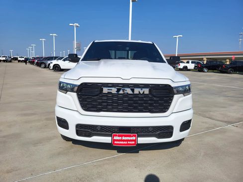 New 2026 RAM 1500 Lone Star image 8