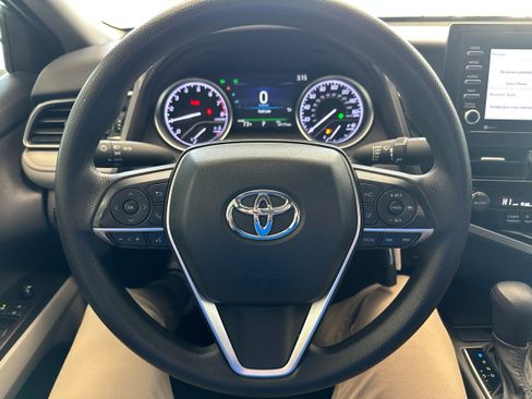 Used 2023 Toyota Camry LE image 20