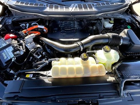 Used 2021 Ford F150 Platinum w/ Equipment Group 701A High image 9