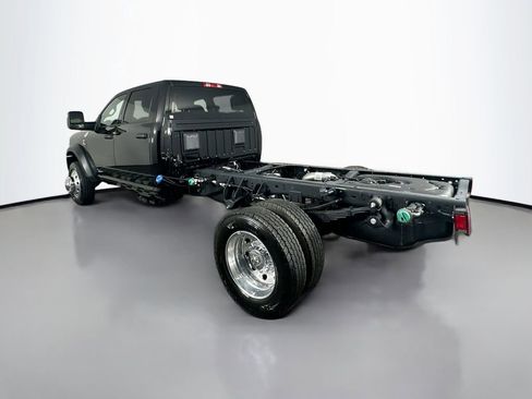 New 2026 RAM 5500 Tradesman w/ Chrome Appearance Group image 5