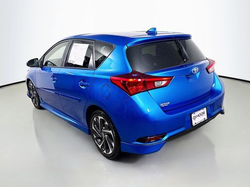 Used 2017 Toyota Corolla iM image 5