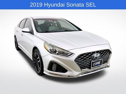 Used 2019 Hyundai Sonata SEL w/ Tech Package 02
