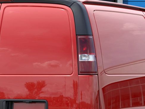 New 2026 Chevrolet Express 2500 RWD image 17